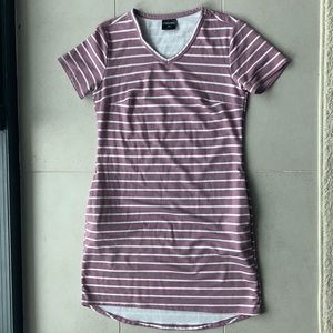 32 Degrees Ladies Dress lavender/white polyester/rayon/spandex with pockets